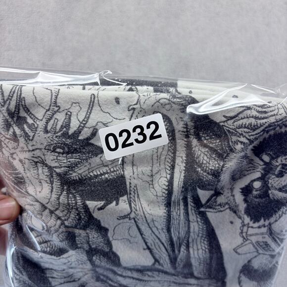 Marvel's Guardians of the Galaxy Shirt Mens Small White Groot and Rocket Raccoon - Picture 8 of 8